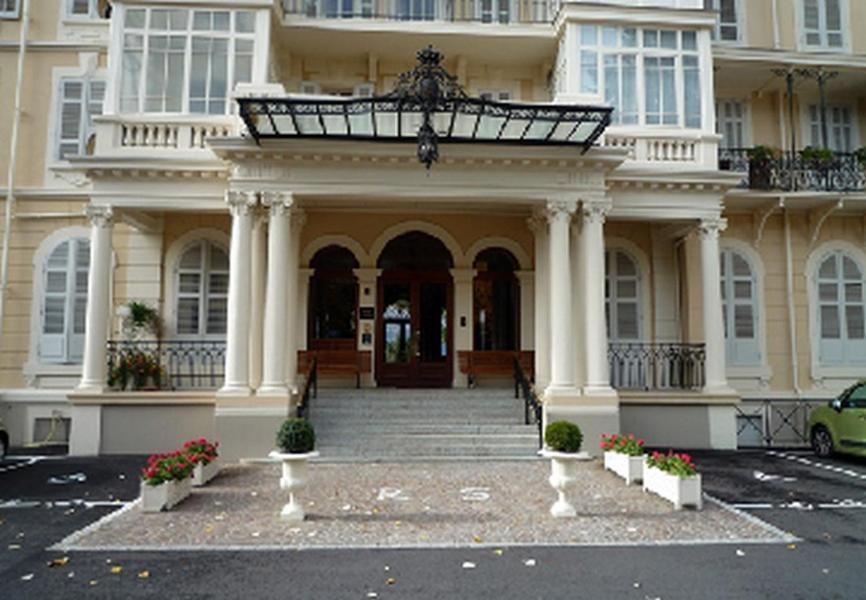 엑스레뱅 Aux Meubles Du Manoir 아파트 호텔 외부 사진