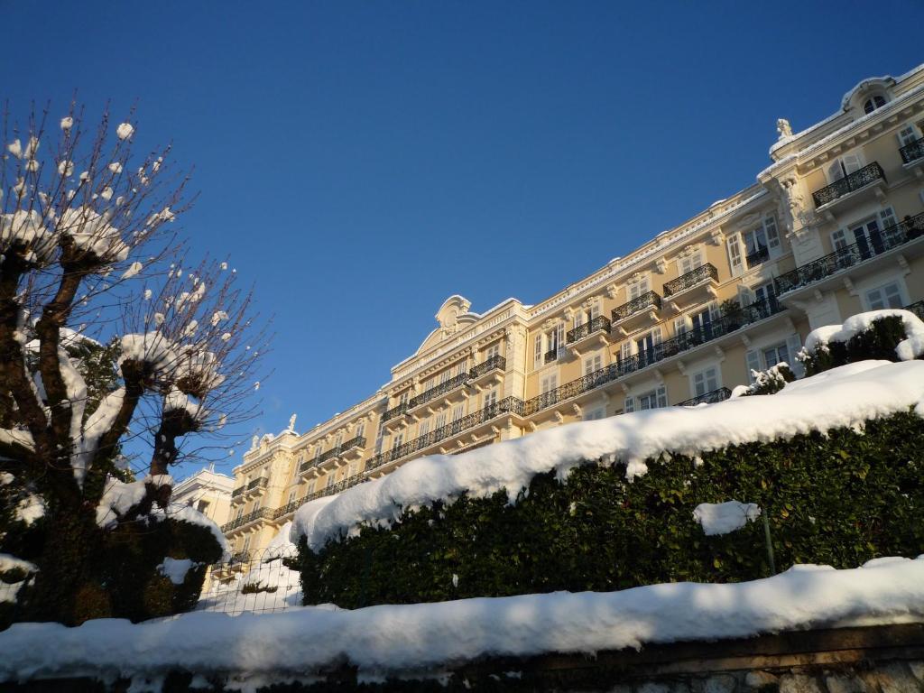 엑스레뱅 Aux Meubles Du Manoir 아파트 호텔 외부 사진