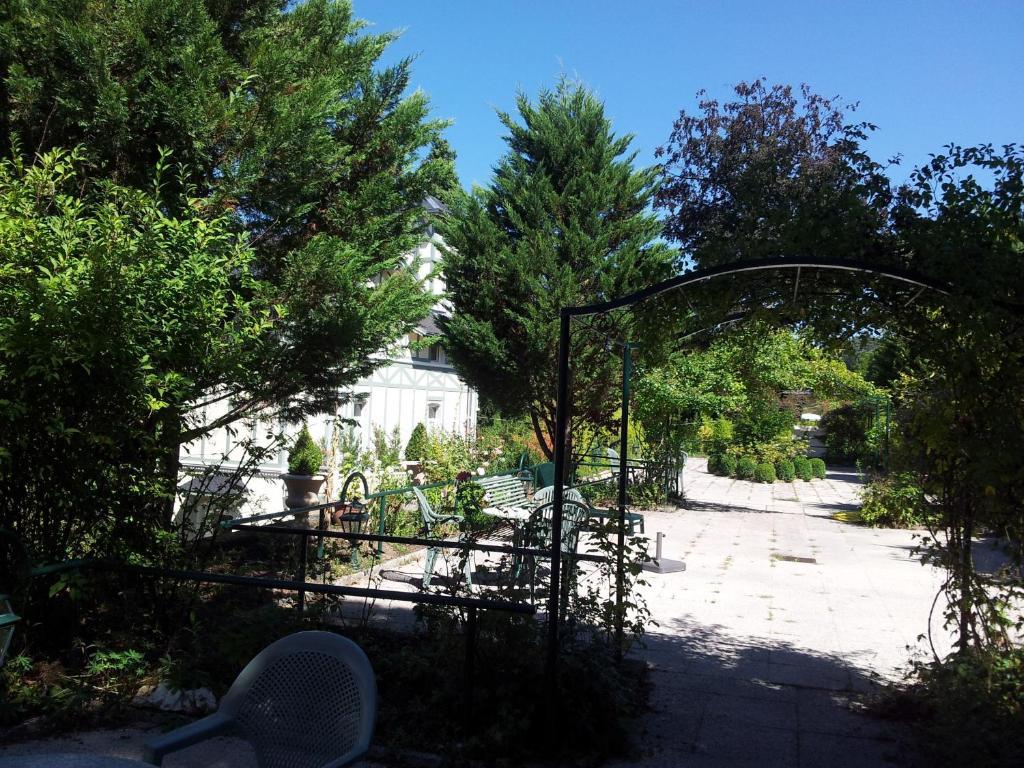 엑스레뱅 Aux Meubles Du Manoir 아파트 호텔 외부 사진