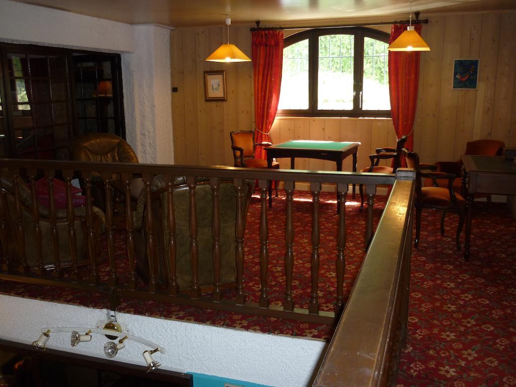 엑스레뱅 Aux Meubles Du Manoir 아파트 호텔 외부 사진