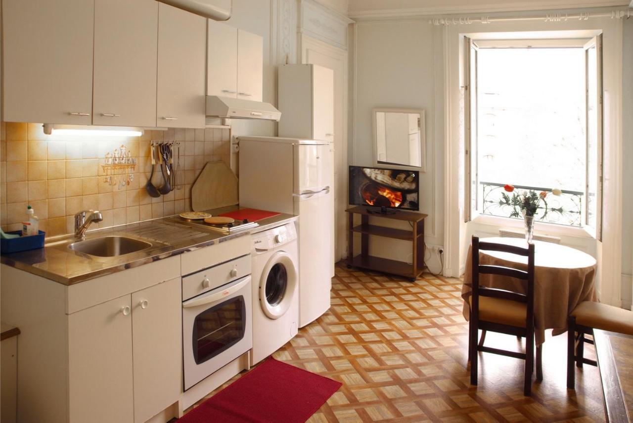 엑스레뱅 Aux Meubles Du Manoir 아파트 호텔 외부 사진